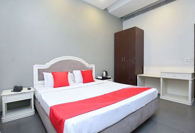 ホテル Jane Royale By Oyo Rooms