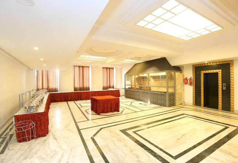 ホテル Jane Royale By Oyo Rooms