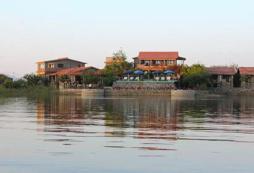 Hotelli Jhadol Safari Resort