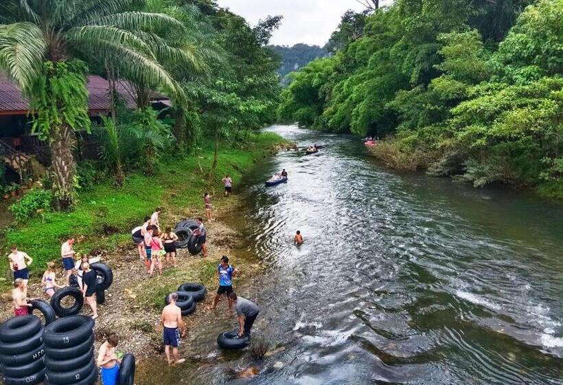 Отель Khao Sok Bed And Breakfast