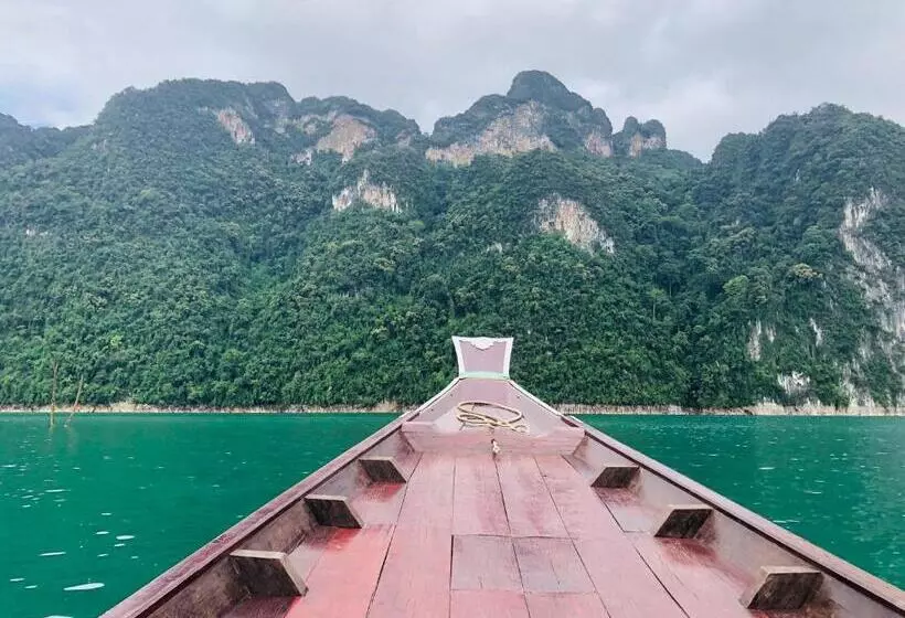 Hotelli Khao Sok Bed And Breakfast