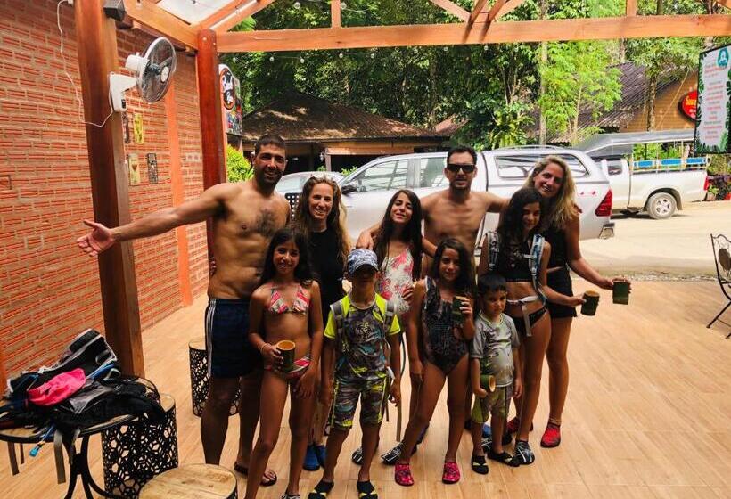 Отель Khao Sok Bed And Breakfast