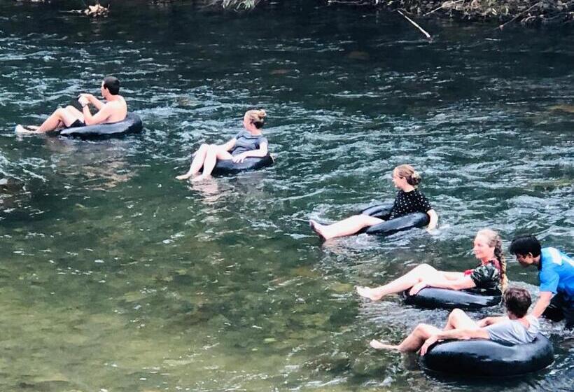 Отель Khao Sok Bed And Breakfast