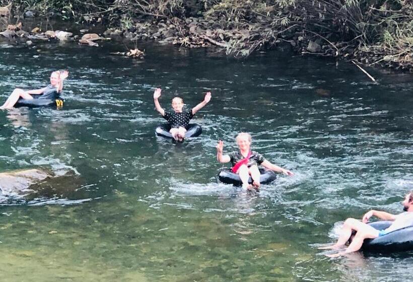 Отель Khao Sok Bed And Breakfast