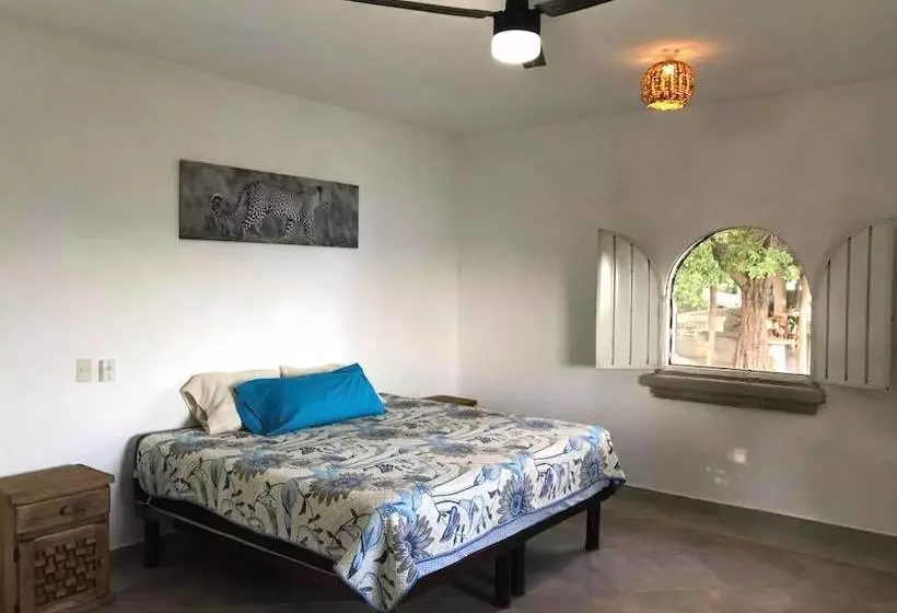 Hotelli Quinta Bacalar Las Brisas