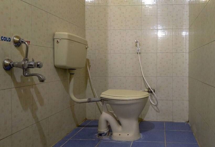 ホテル Ramas Residency By Oyo Rooms