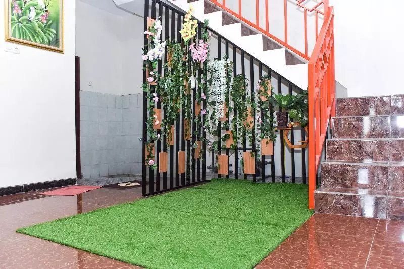 ホテル Reddoorz Syariah Near Gelora Delta Sidoarjo 2