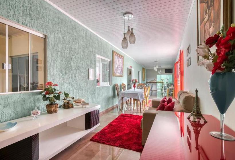 ホテル Royal By Oyo Rooms