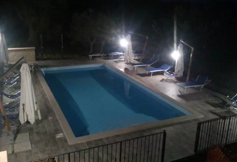 田舎風ホテル Agriturismo Antico Casale