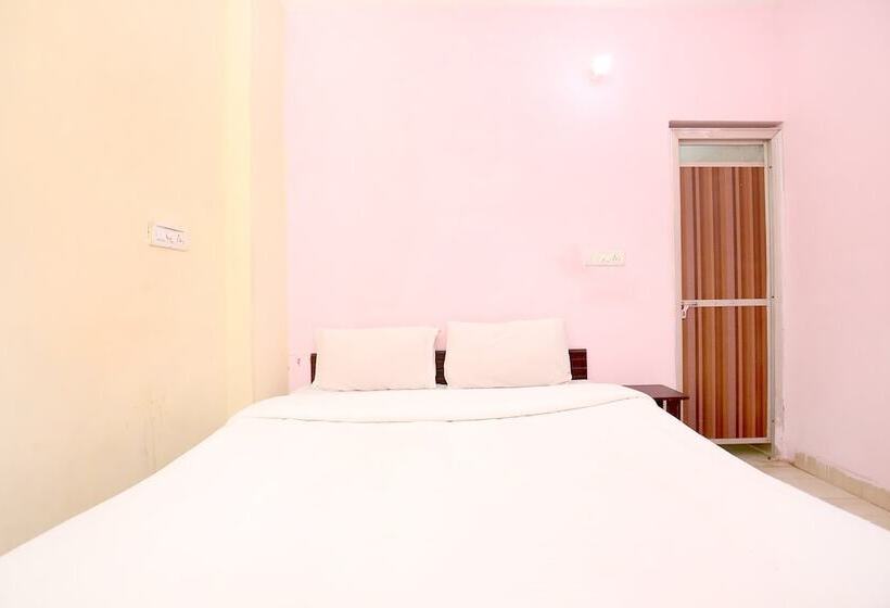 בית מלון כפרי Spot On 37127 Primeland