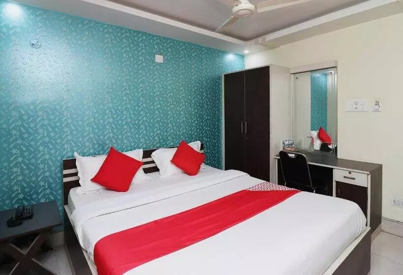 Hotelli O Taj Palace