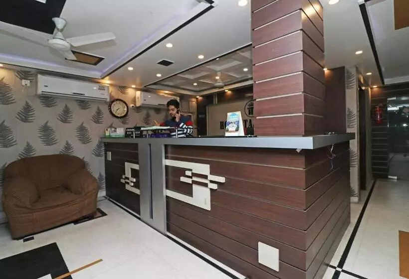 Hotelli O Taj Palace