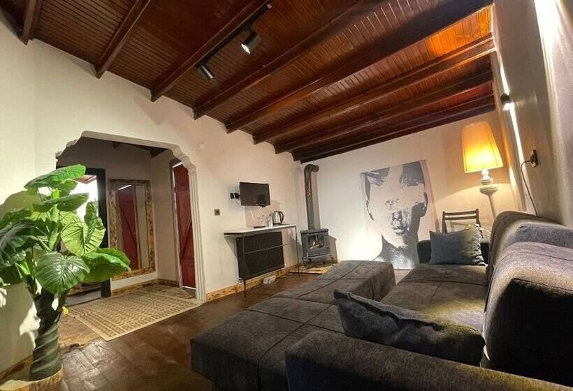 בית מלון כפרי Sapanca Taş Ev & Bungalow