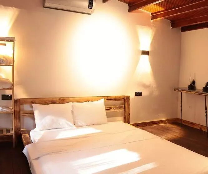 Hotelli Sapanca Taş Ev & Bungalow