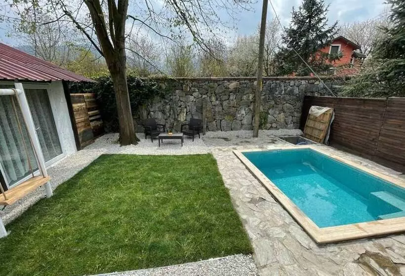 Hotelli Sapanca Taş Ev & Bungalow