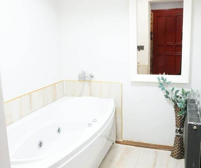 בית מלון כפרי Sapanca Taş Ev & Bungalow