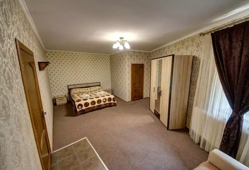 Hotelli Villa Vlad & Spa