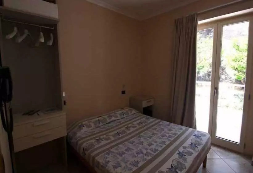 Micro Hotel Rossana