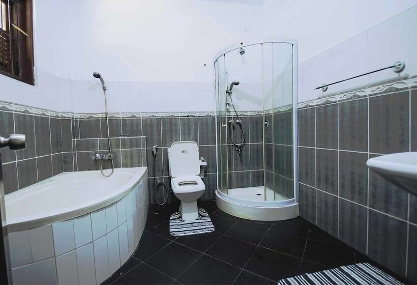 بنسيون Ayansa Villa