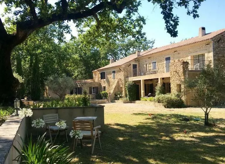 Majatalo Domaine Du Commandeur