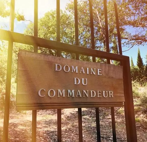 Majatalo Domaine Du Commandeur