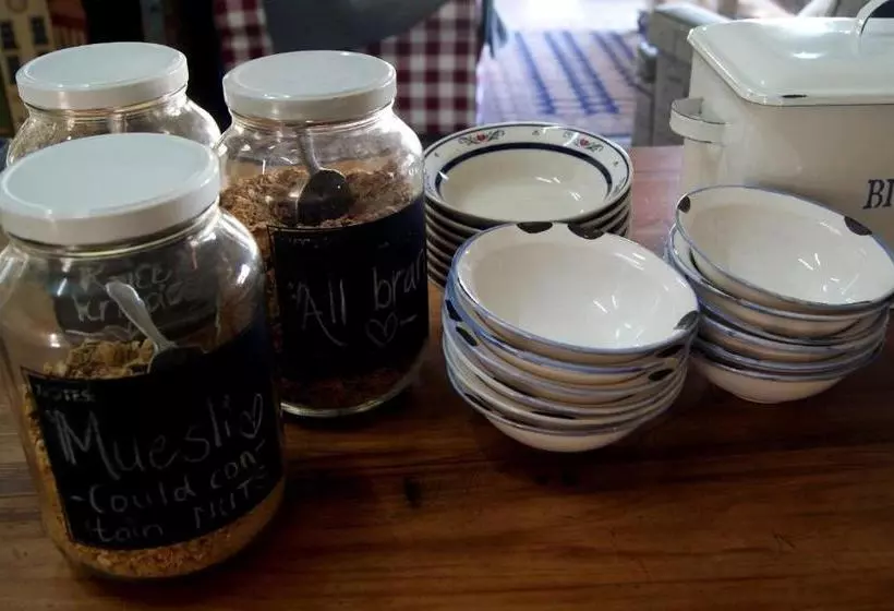 ペンション Homestead Guesthouse And Coffee Shoppe