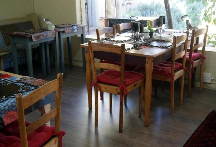 پانسیون Homestead Guesthouse And Coffee Shoppe