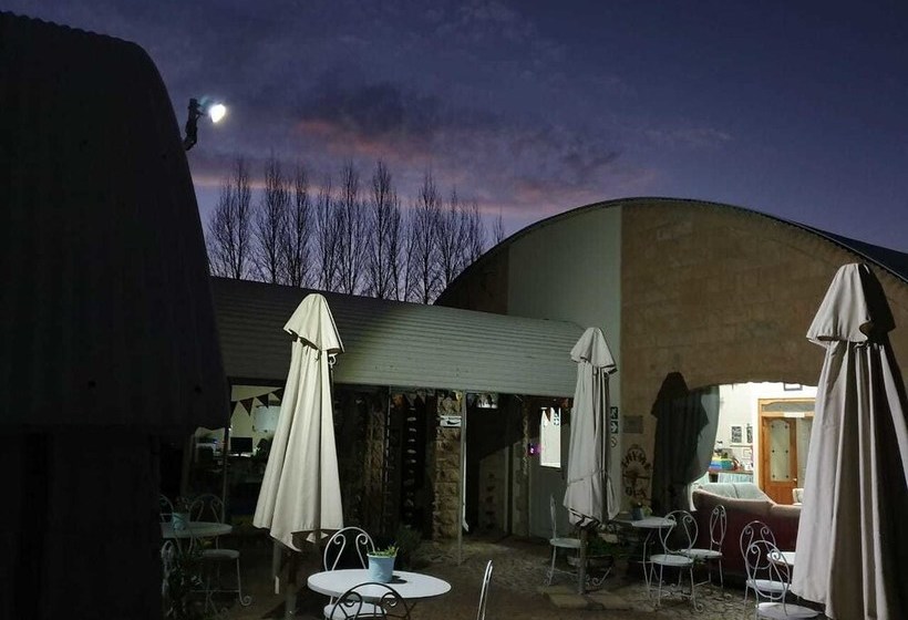 پانسیون Homestead Guesthouse And Coffee Shoppe