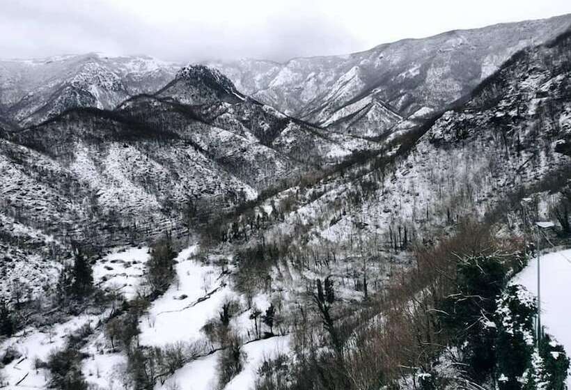 بنسيون Ostello Vallepietra