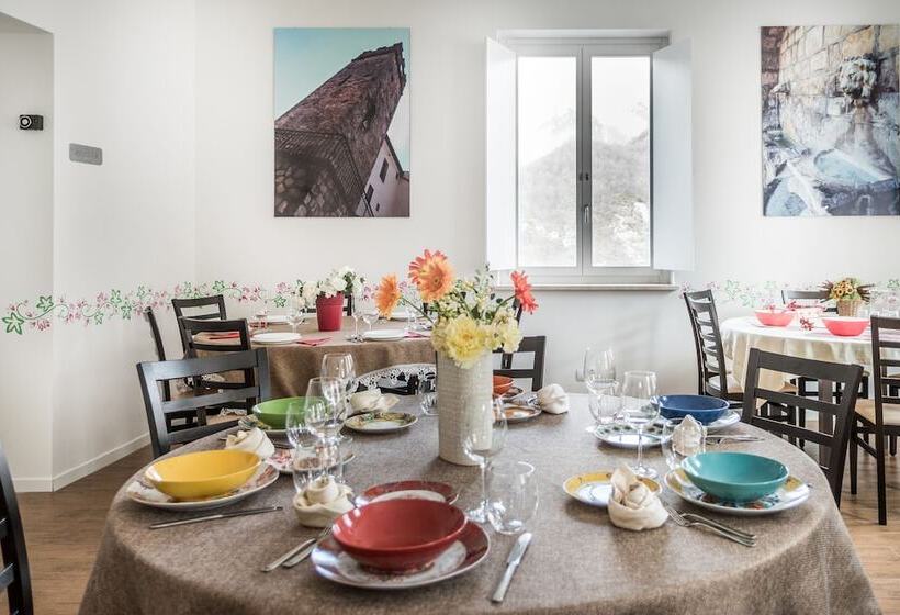 بنسيون Ostello Vallepietra