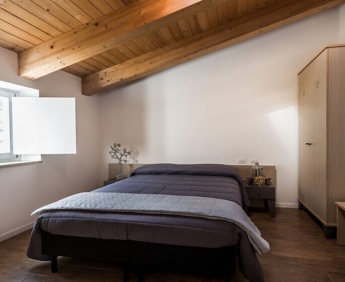 بنسيون Ostello Vallepietra