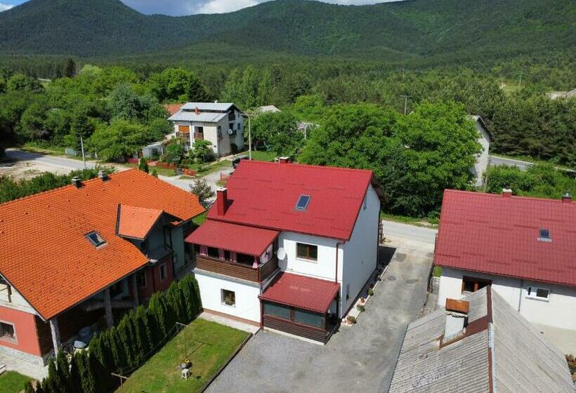 פנסיון Plitvice Mountain Spring