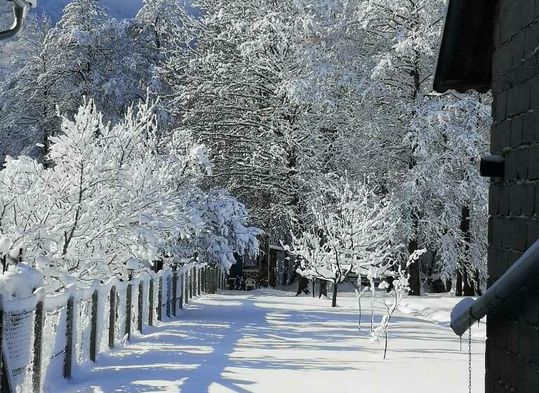 פנסיון Plitvice Mountain Spring