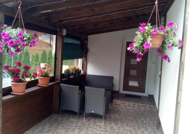 פנסיון Plitvice Mountain Spring