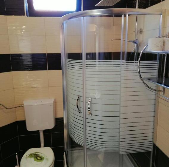 פנסיון Plitvice Mountain Spring