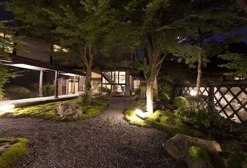 旅館 Gokuraku Onsen Takumi No Yado