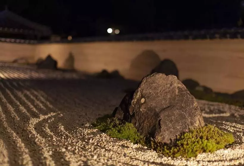 旅館 Gokuraku Onsen Takumi No Yado