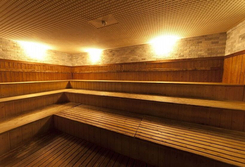 Ryokan Gokuraku Onsen Takumi No Yado