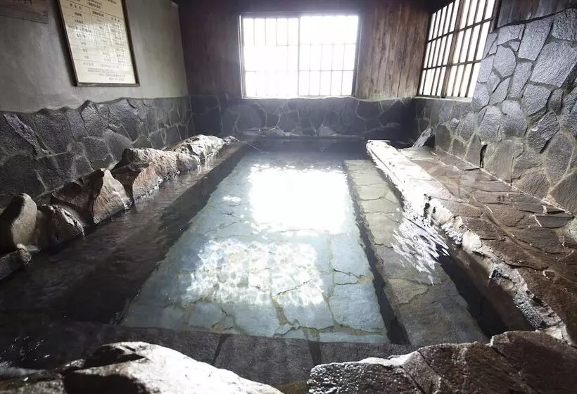 旅館 Gokuraku Onsen Takumi No Yado