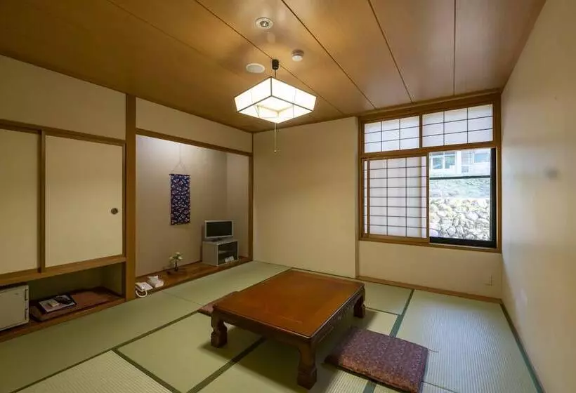 旅館 Hanahasuonnsenn Somayama