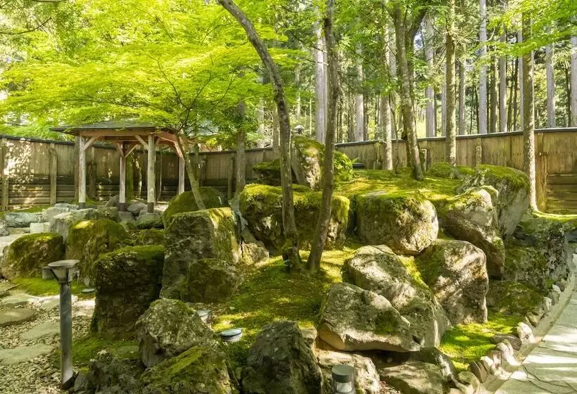 旅館 Hanahasuonnsenn Somayama