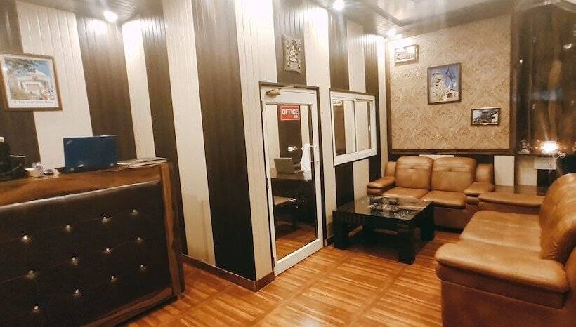 Se Hotel Grand Aryavart