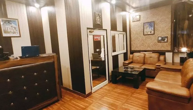 Se Hotel Grand Aryavart