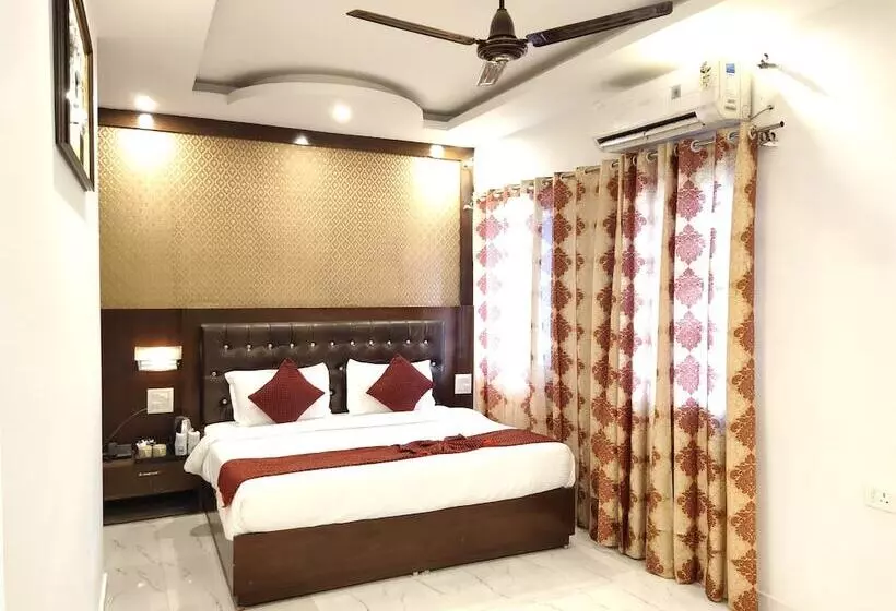 Se Hotel Grand Aryavart