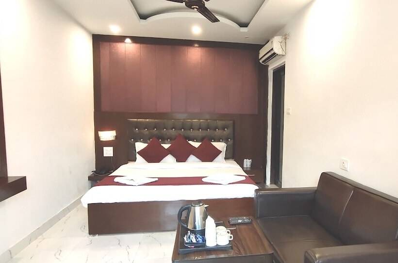 Se Hotel Grand Aryavart