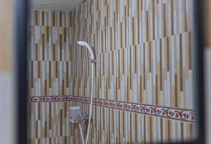 Aamiaismajoitus (B&B) The Sweet Corn Bungalow