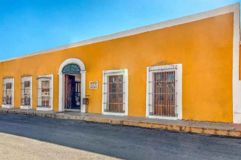 Hotelli Restaurante Y  Ancira