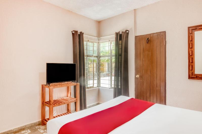 Отель Restaurante Y  Ancira