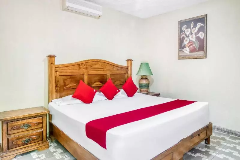 Hotelli Restaurante Y  Ancira