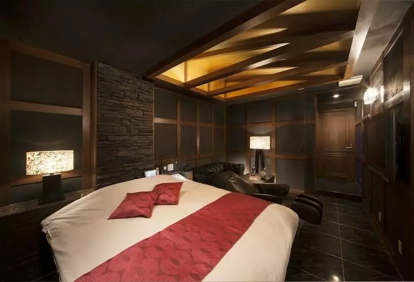 ホテル Baron  The Sweet Modern   Adults Only